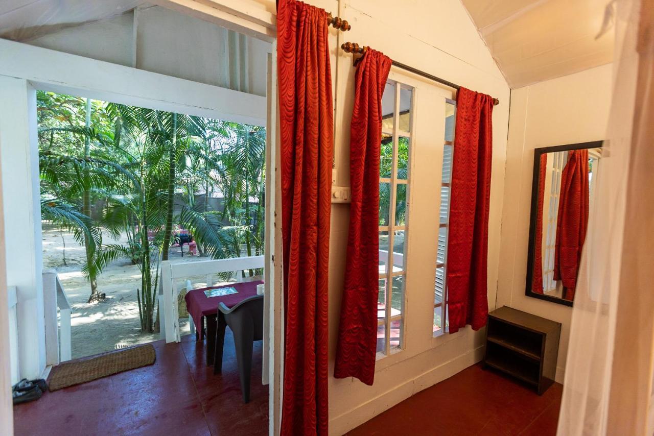 Feather Touch Hotels And Resorts Palolem Exterior photo