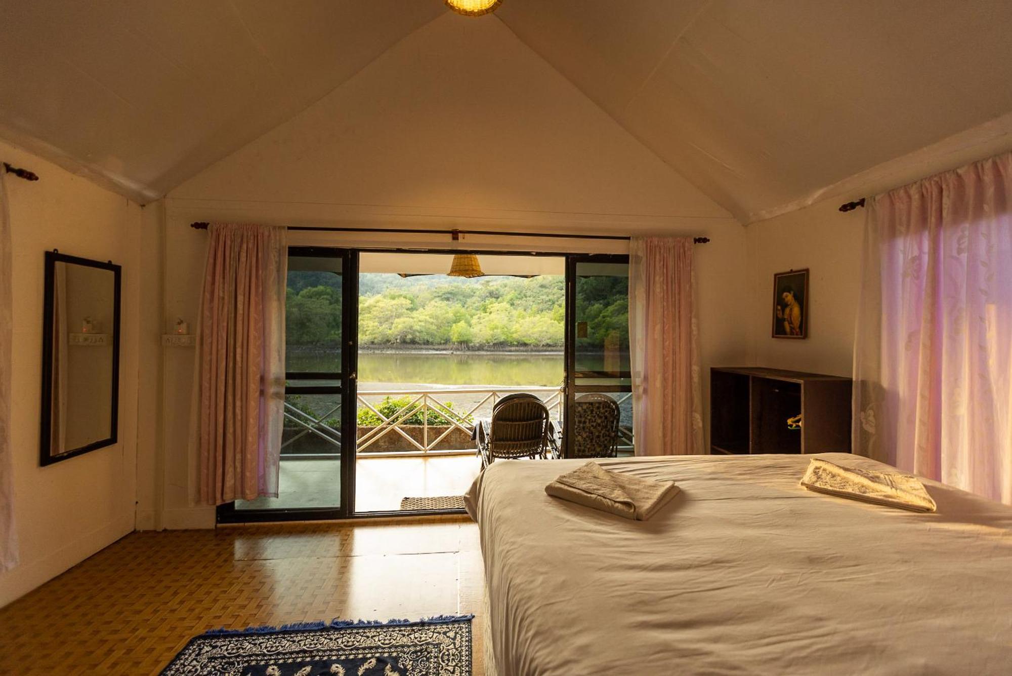 Feather Touch Hotels And Resorts Palolem Exterior photo