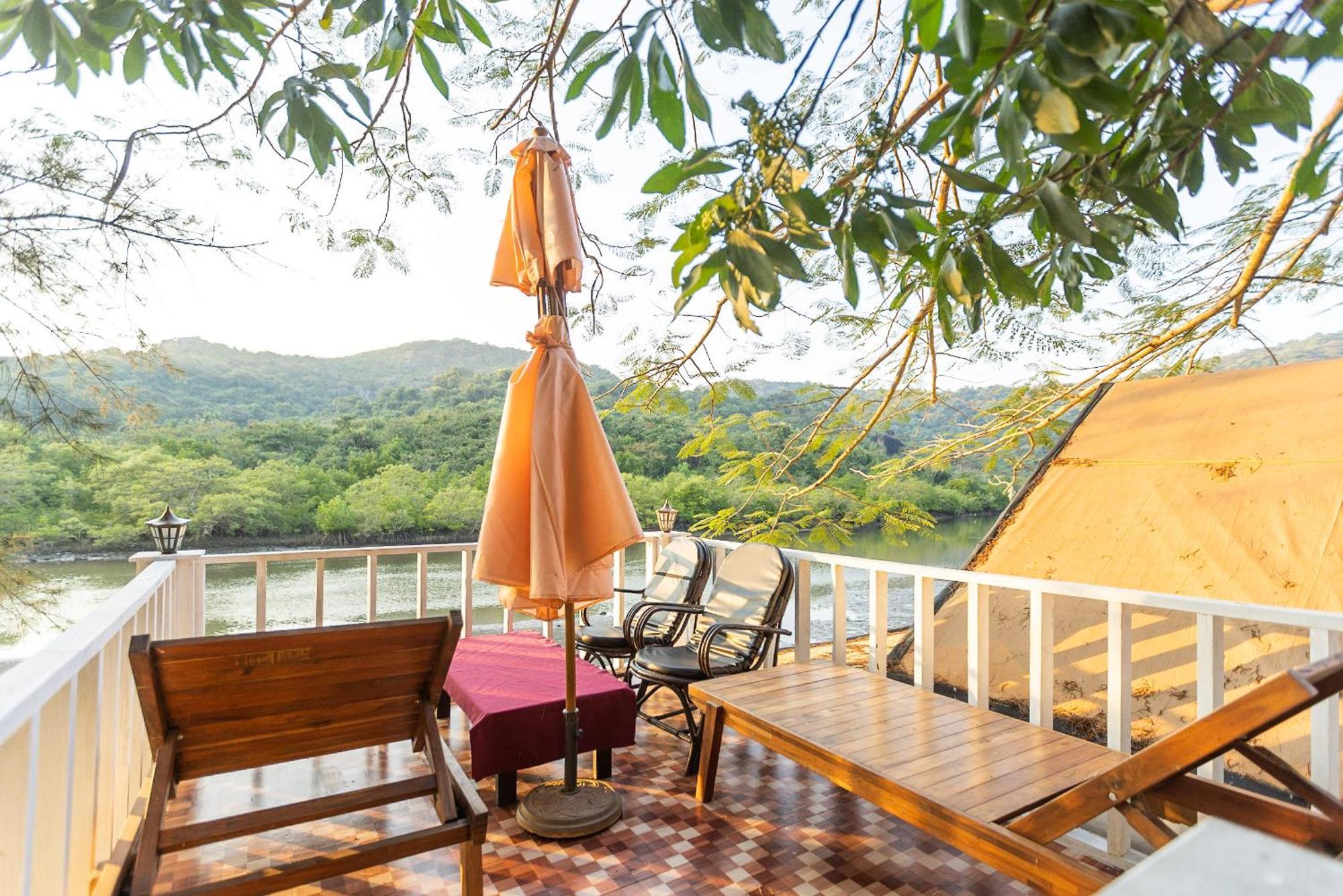 Feather Touch Hotels And Resorts Palolem Exterior photo