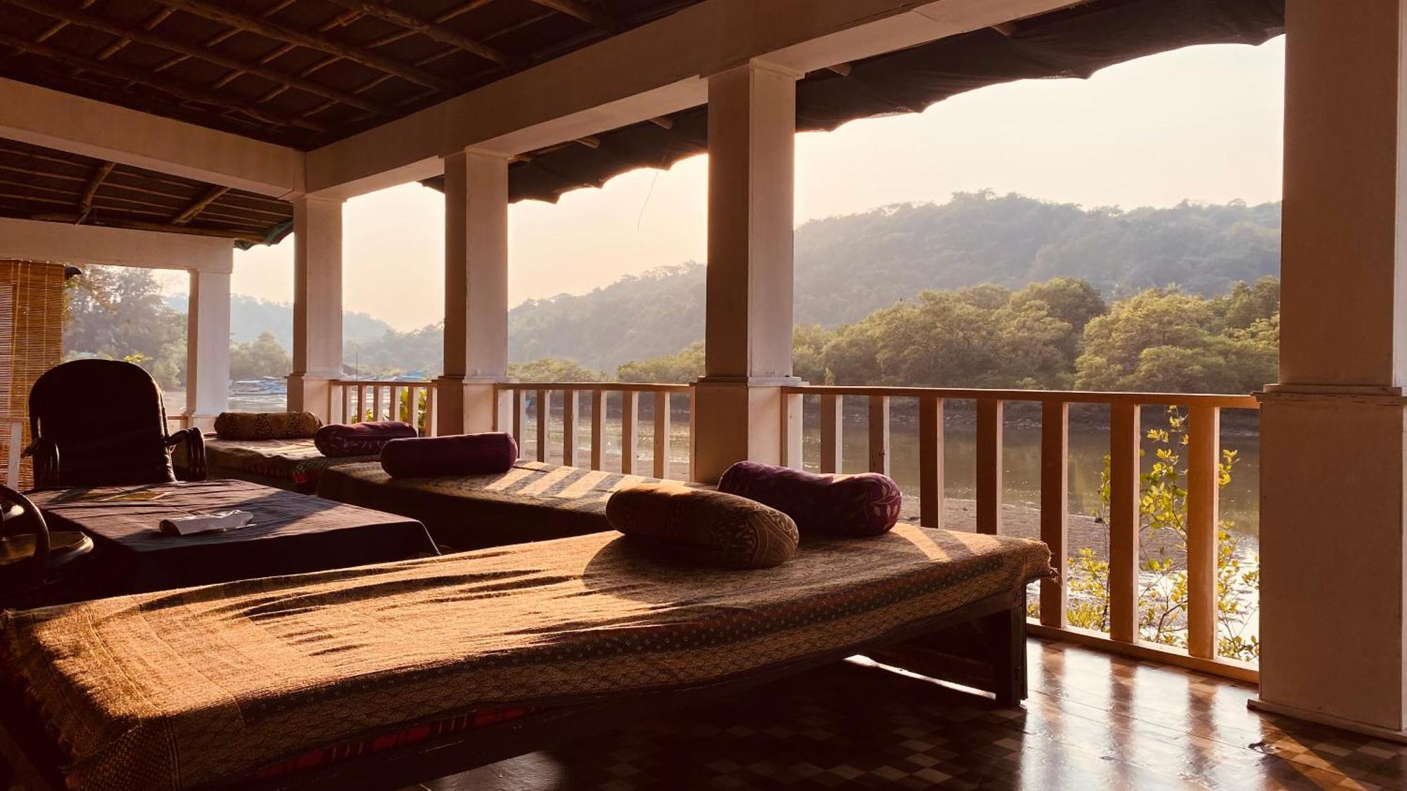 Feather Touch Hotels And Resorts Palolem Exterior photo