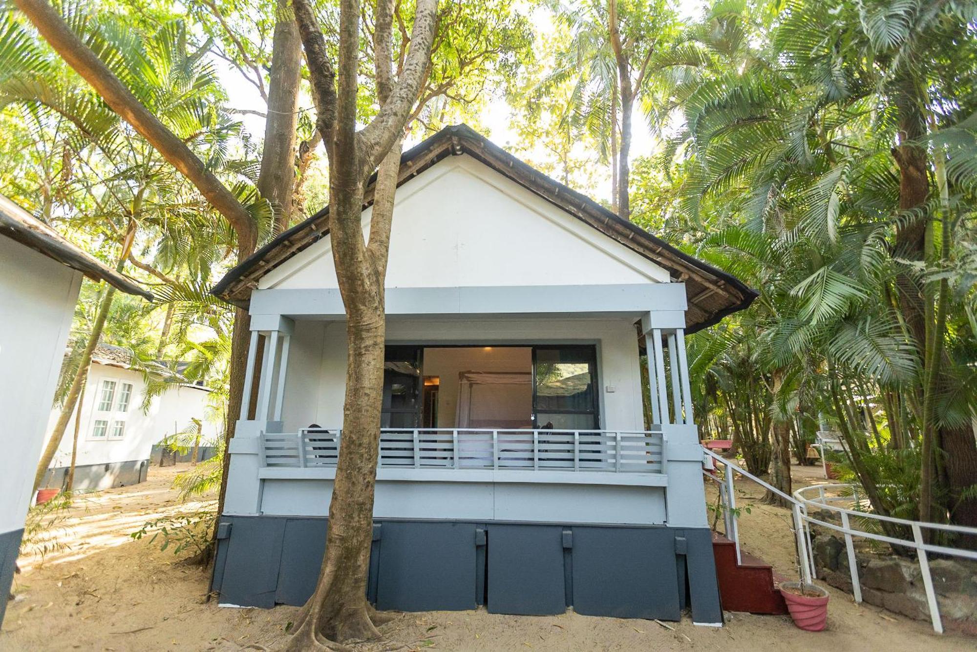 Feather Touch Hotels And Resorts Palolem Exterior photo